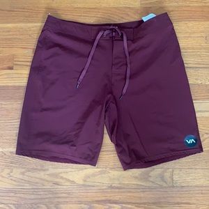 Men’s swim trunks